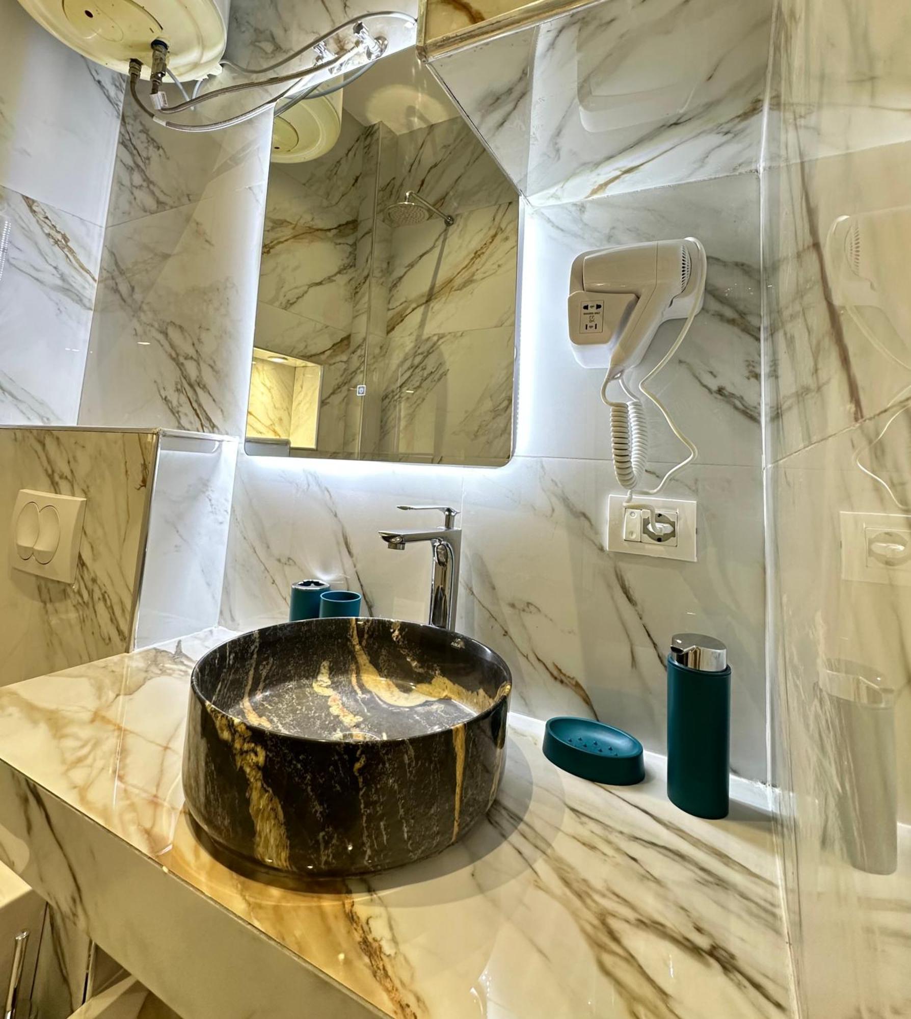 Troy Aparthotel Durrës Exteriér fotografie
