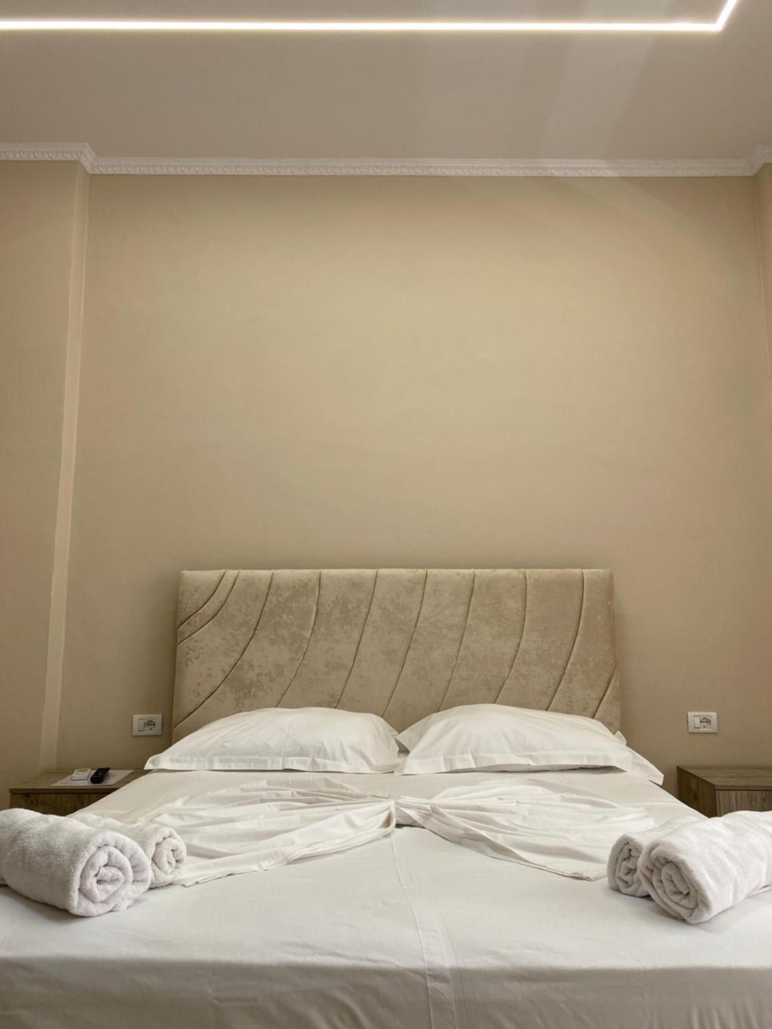 Troy Aparthotel Durrës Exteriér fotografie